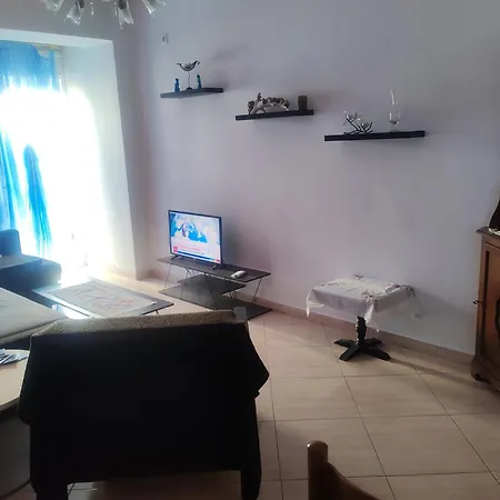 Taklis Cozy شقة فولوس
